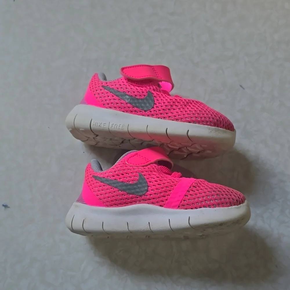 Pink and gray‎ Nike sneakers size 4C